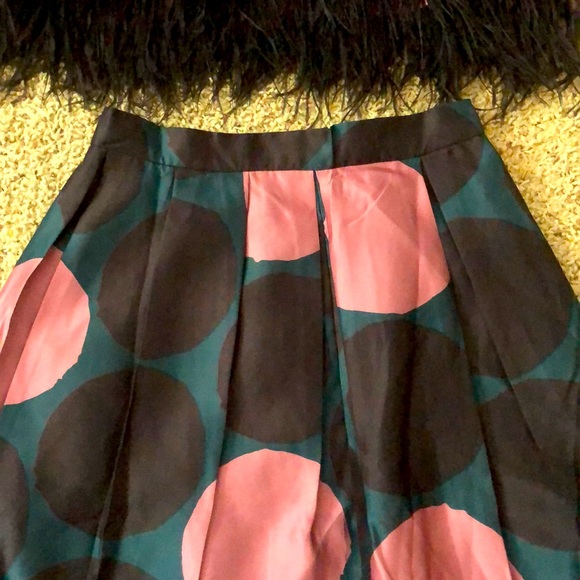 Taffeta Crop Top & Skirt Set - Picture 3 of 4